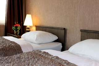 Отель Hotel Darchi Тбилиси Двухместный номер с 2 отдельными кроватями-7